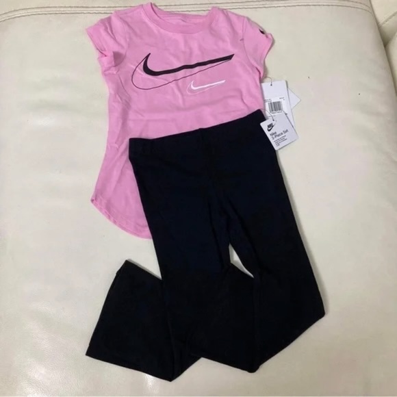 Nike Other - Nike cute pink leggings top pink set